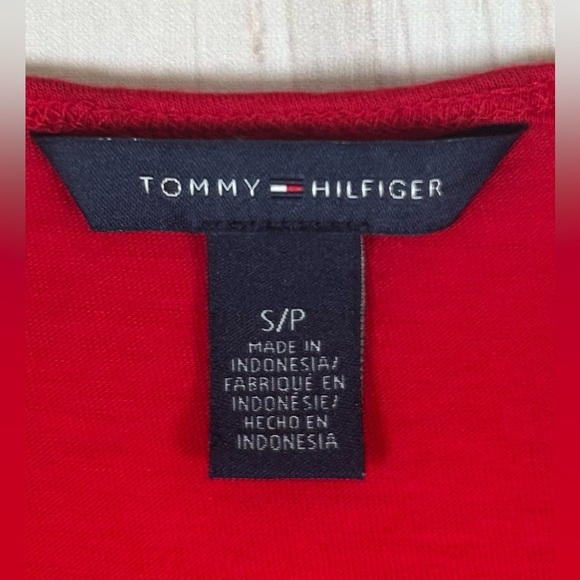 Tommy Hilfiger Women's Red Top. Size Small. - Picture 2 of 6